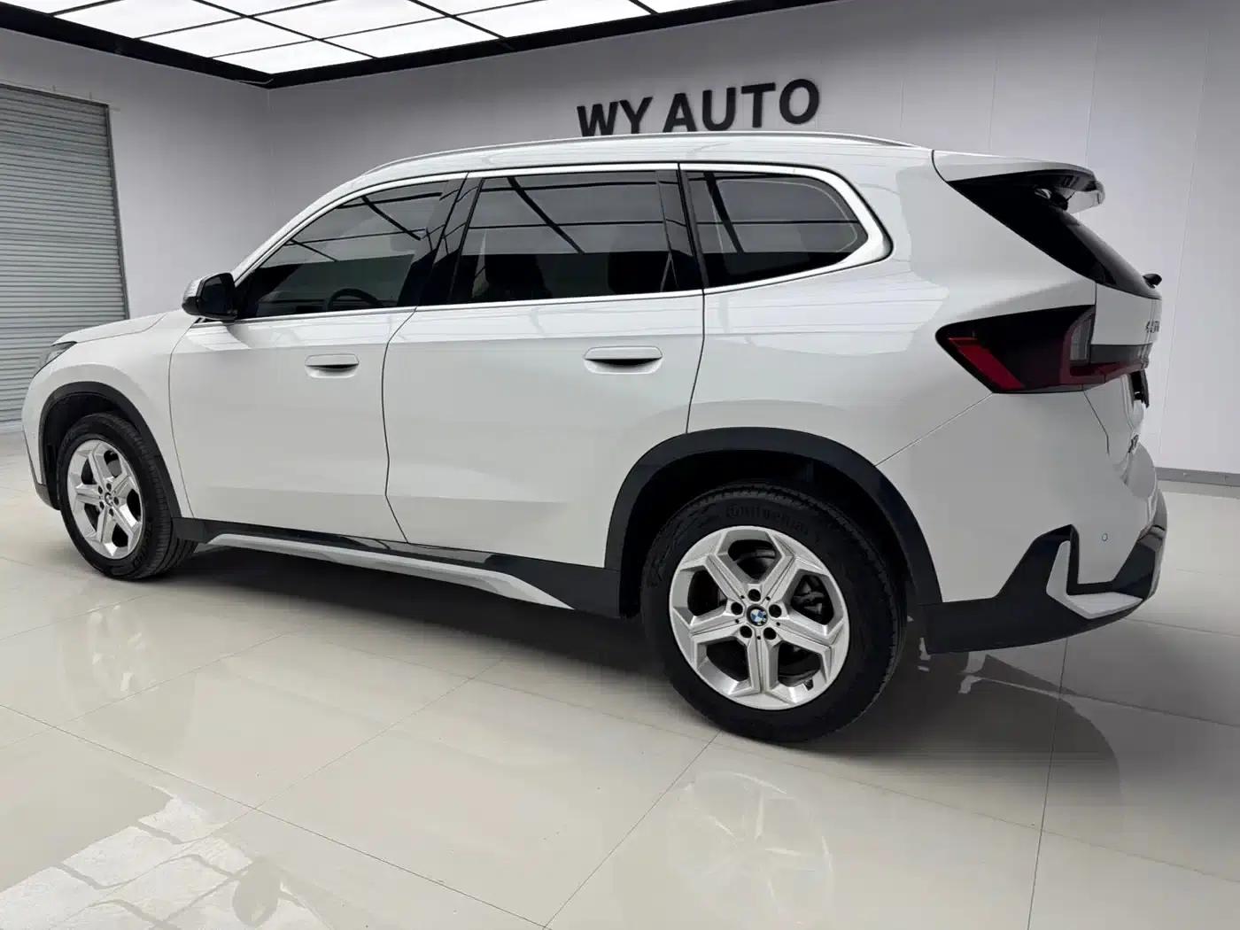 2023 BMW X1 sDrive20Li X Design Package — миниатюра 4
