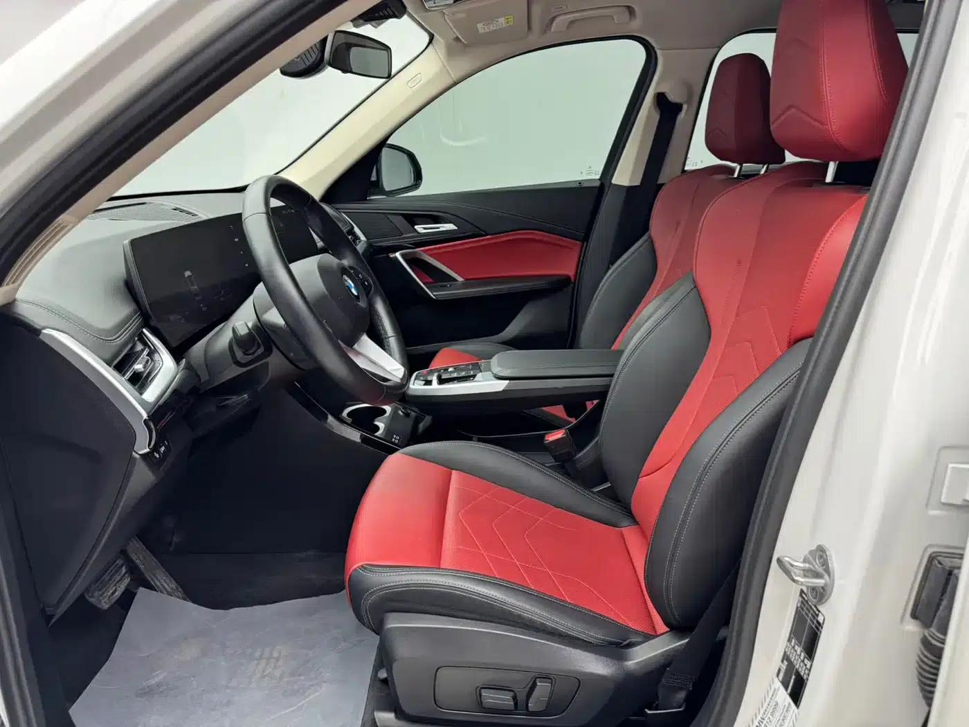 2023 BMW X1 sDrive20Li X Design Package — миниатюра 7