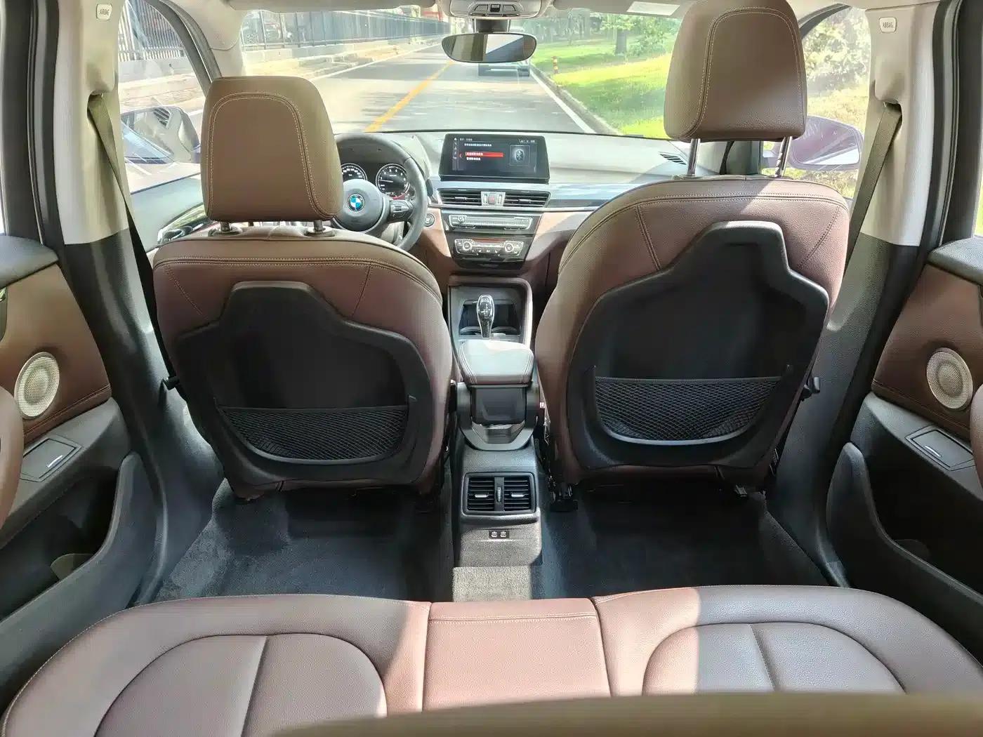 BMW X1 2021 sDrive25Li Leading Edition — миниатюра 15