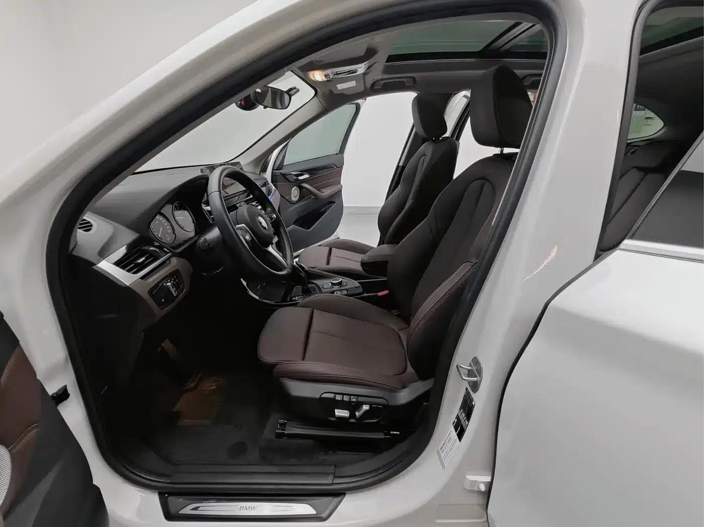 BMW X1 2022 sDrive20Li Premium — миниатюра 12