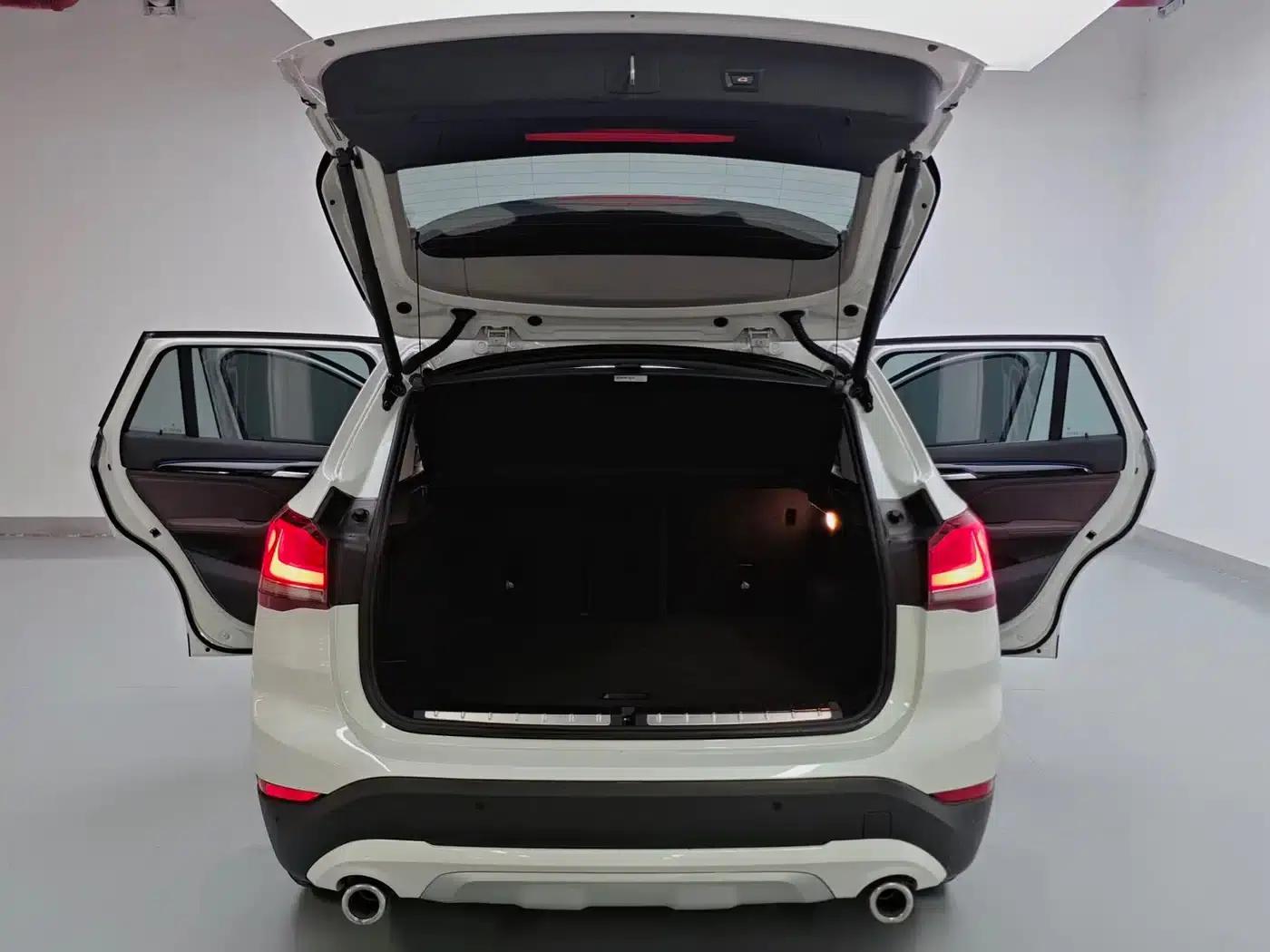BMW X1 2022 sDrive20Li Premium — миниатюра 21