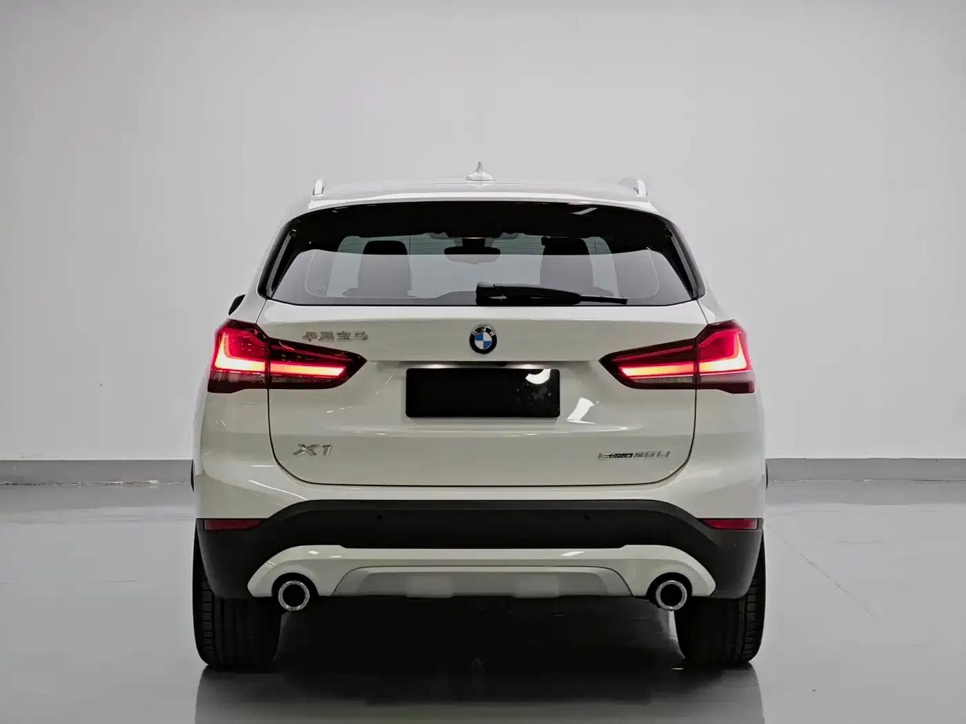 BMW X1 2022 sDrive20Li Premium — миниатюра 5