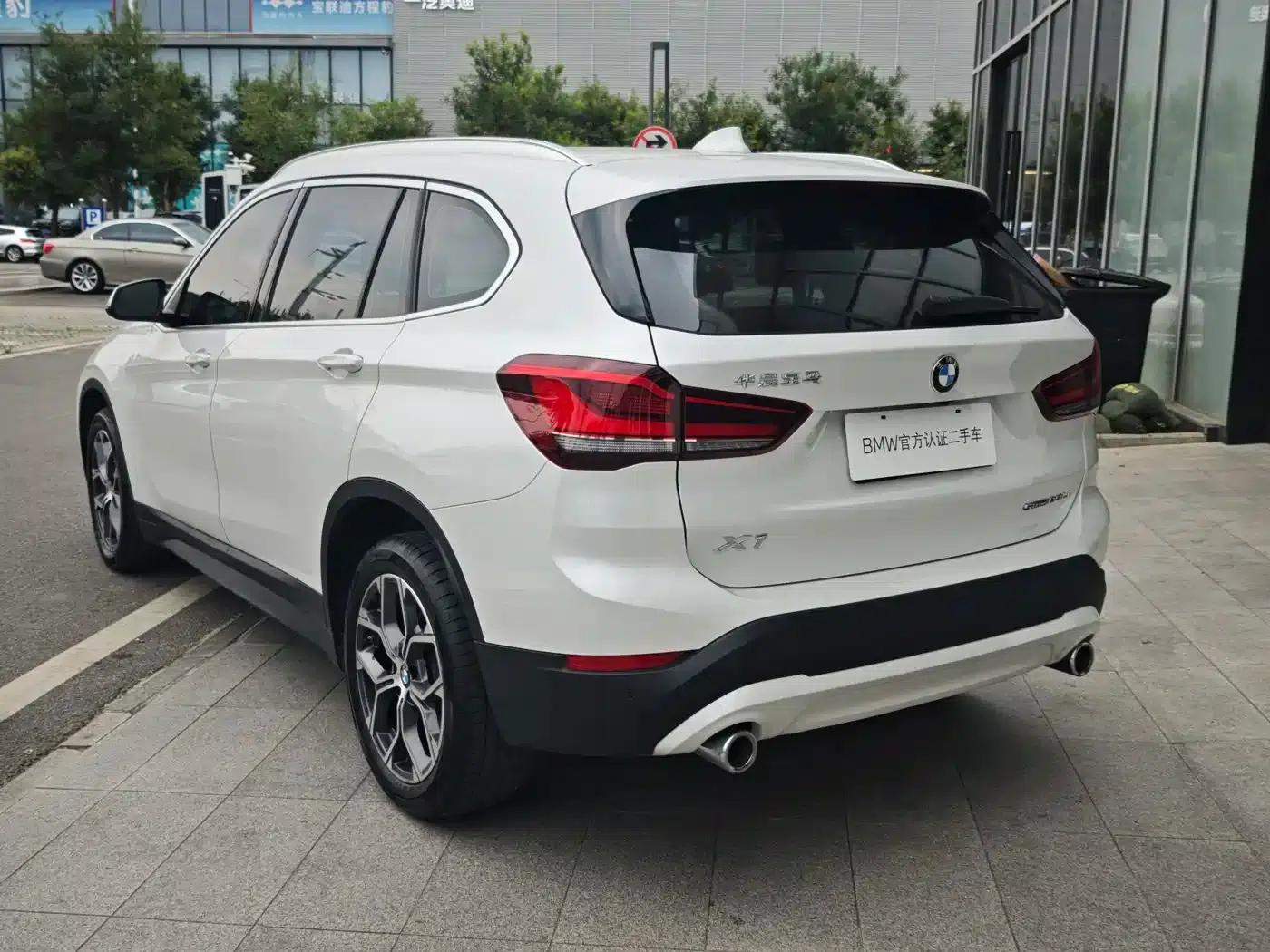 BMW X1 2022 sDrive25Li Leading Edition — миниатюра 5
