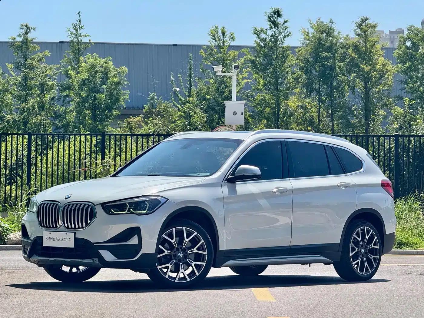 BMW X1 2022 xDrive25Li Premium — миниатюра 1