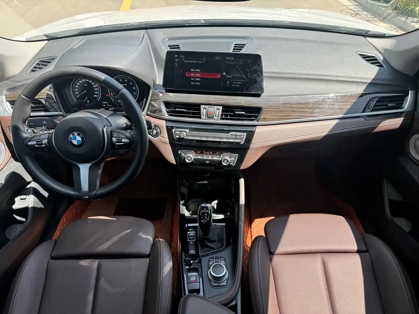 BMW X1 2022 xDrive25Li Premium — миниатюра 13