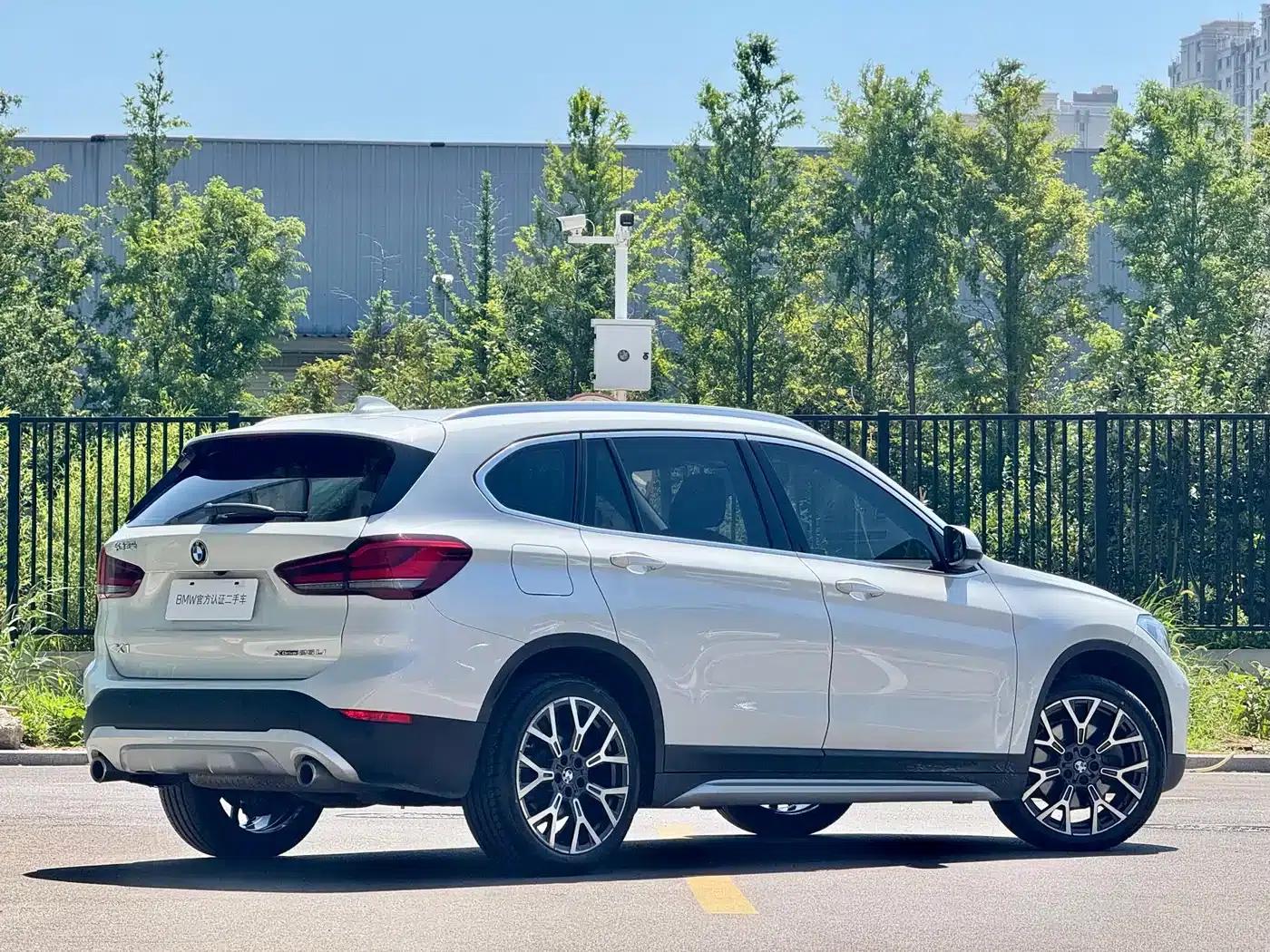 BMW X1 2022 xDrive25Li Premium — миниатюра 20
