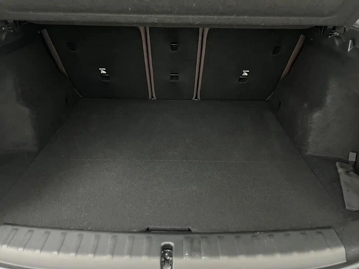2023 BMW X1 sDrive20Li X Design Package — миниатюра 27