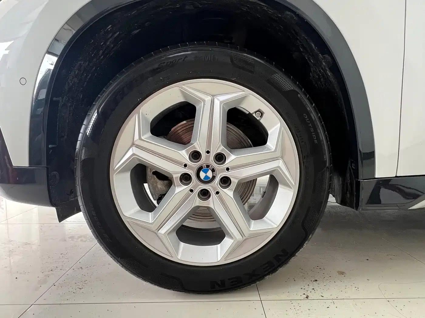 2023 BMW X1 sDrive20Li X Design Package — миниатюра 7