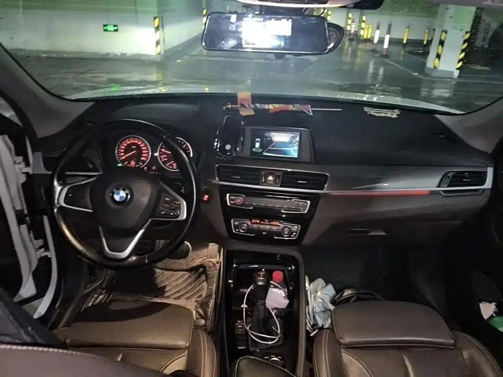 BMW X1 2018 sDrive18Li Premium — миниатюра 13