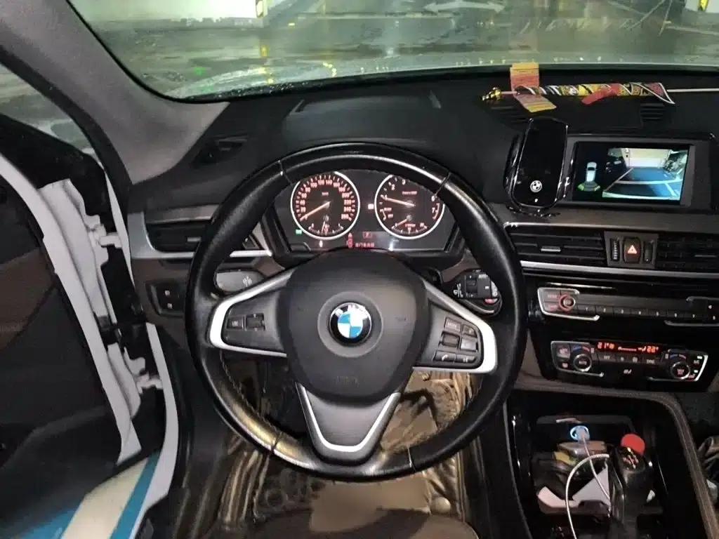BMW X1 2018 sDrive18Li Premium — миниатюра 3