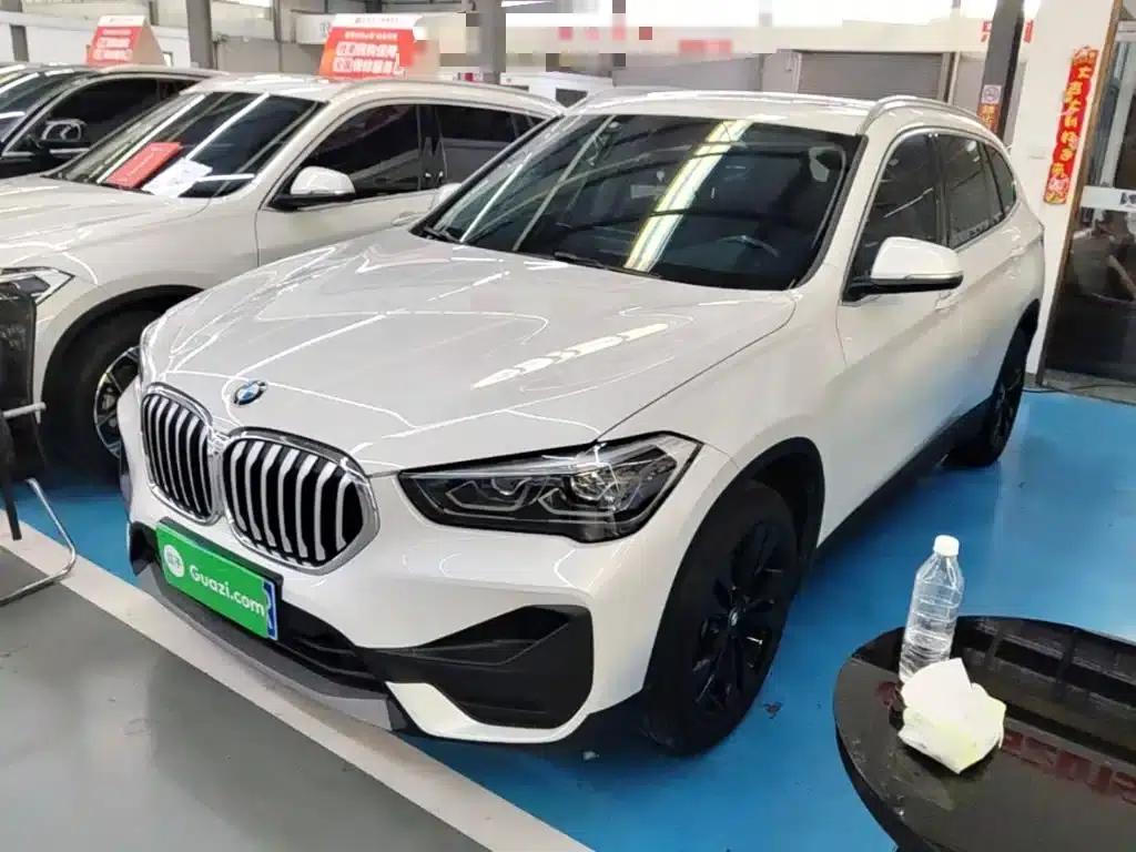 BMW X1 2021 sDrive20Li Fashion Edition — миниатюра 1