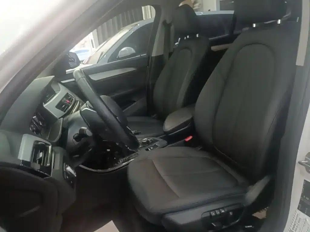 BMW X1 2019 sDrive20Li Leading Edition — миниатюра 15