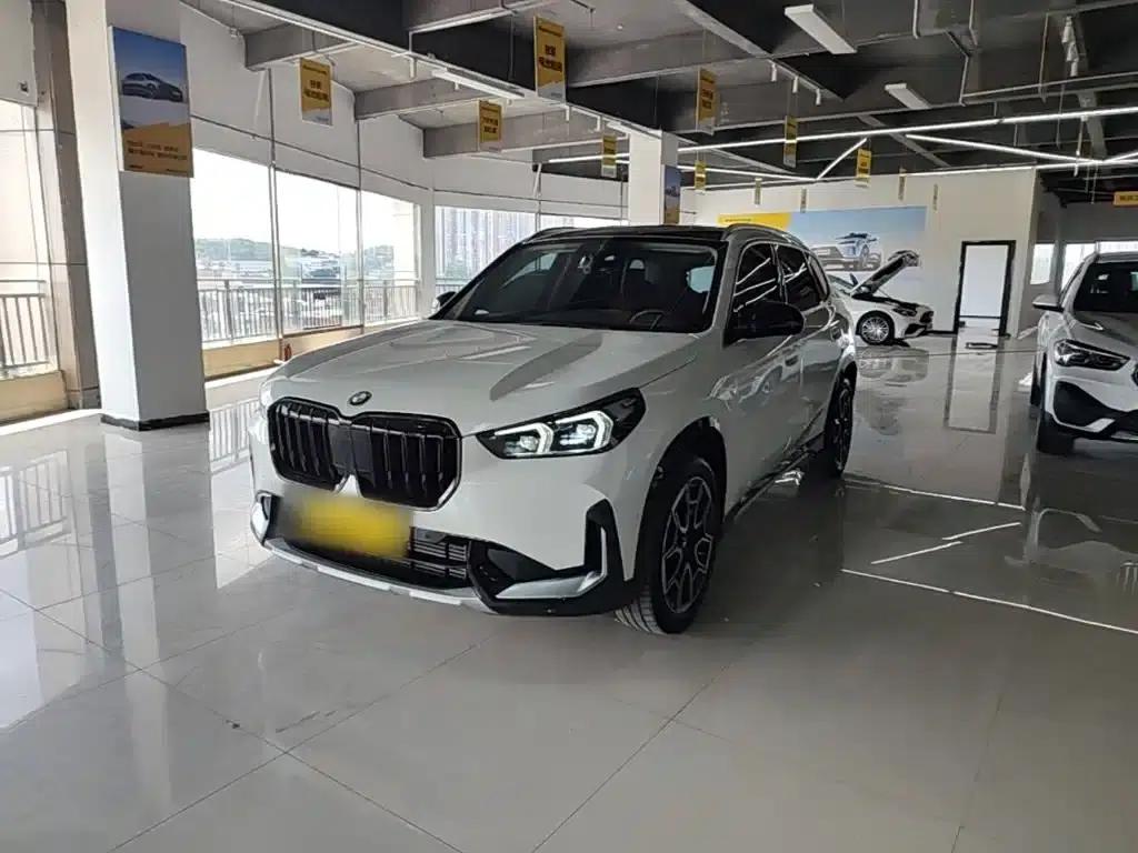 2023 BMW X1 sDrive25Li X Design Package — миниатюра 1