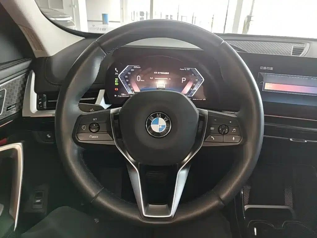 2023 BMW X1 sDrive25Li X Design Package — миниатюра 11