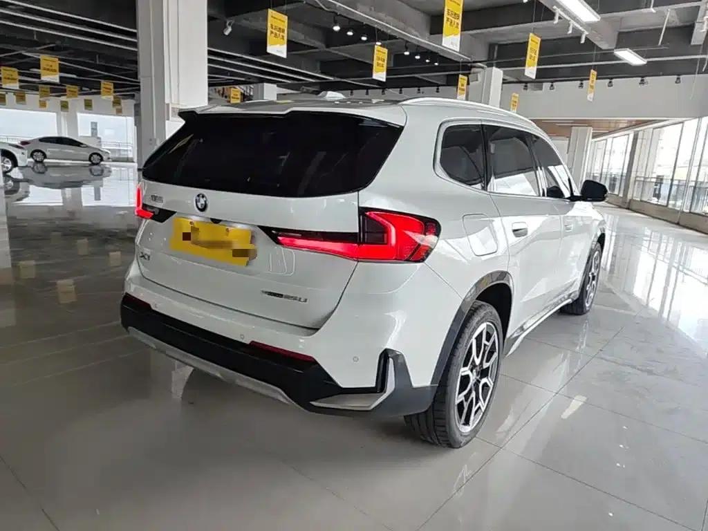 2023 BMW X1 sDrive25Li X Design Package — миниатюра 7
