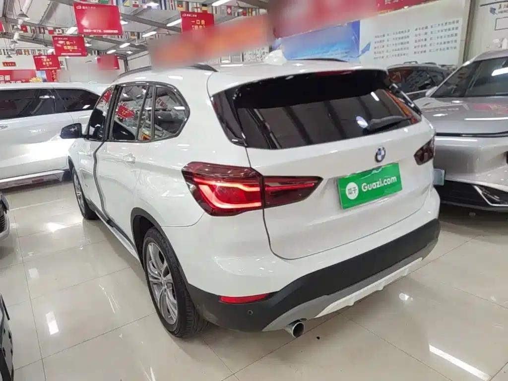BMW X1 2018 sDrive18Li Premium — миниатюра 5