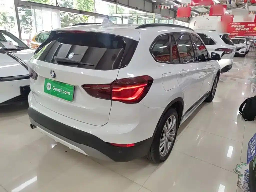 BMW X1 2018 sDrive18Li Premium — миниатюра 7