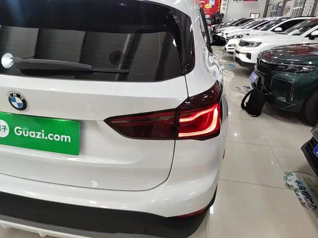 BMW X1 2018 sDrive18Li Premium — миниатюра 8