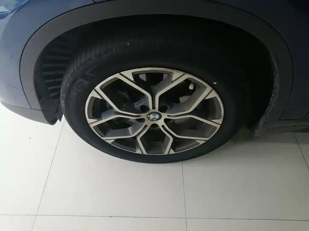 BMW X1 2022 sDrive25Li Leading Edition — миниатюра 23