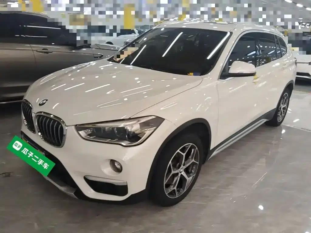 BMW X1 2019 sDrive18Li Premium — миниатюра 1