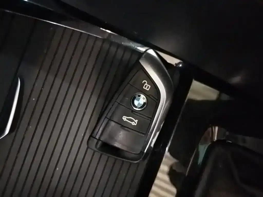 BMW X1 2019 sDrive18Li Premium — миниатюра 9