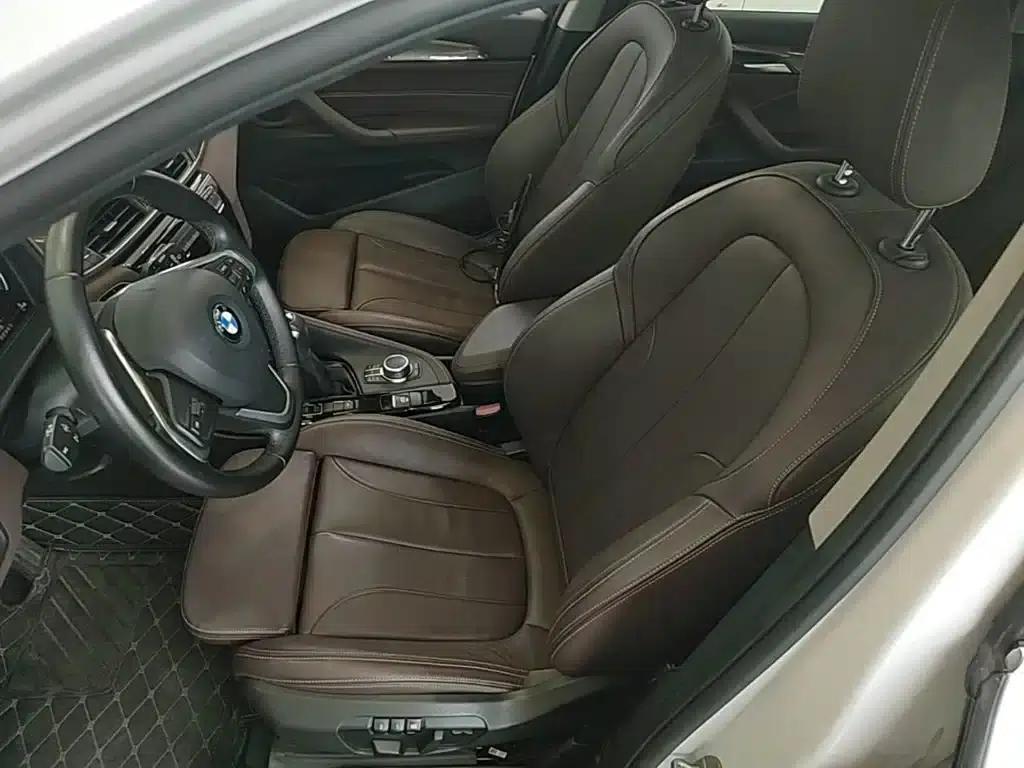 BMW X1 2019 xDrive20Li Premium — миниатюра 15