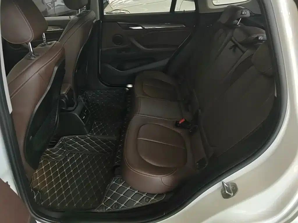 BMW X1 2019 xDrive20Li Premium — миниатюра 17