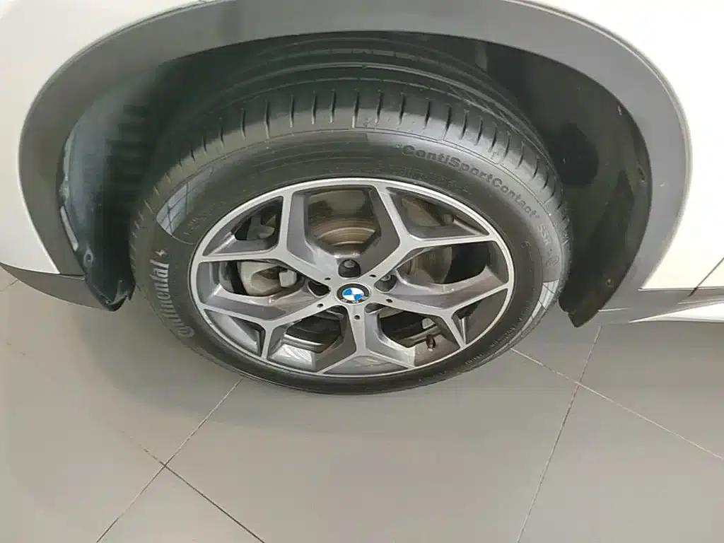 BMW X1 2019 xDrive20Li Premium — миниатюра 23