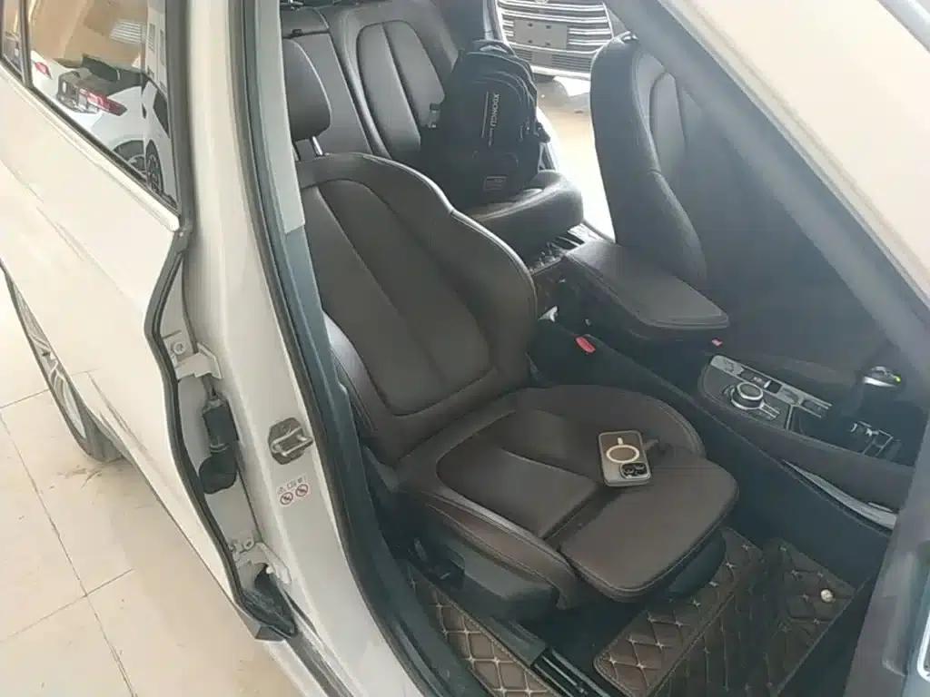 BMW X1 PHEV 2020 xDrive30Le Premium — миниатюра 25