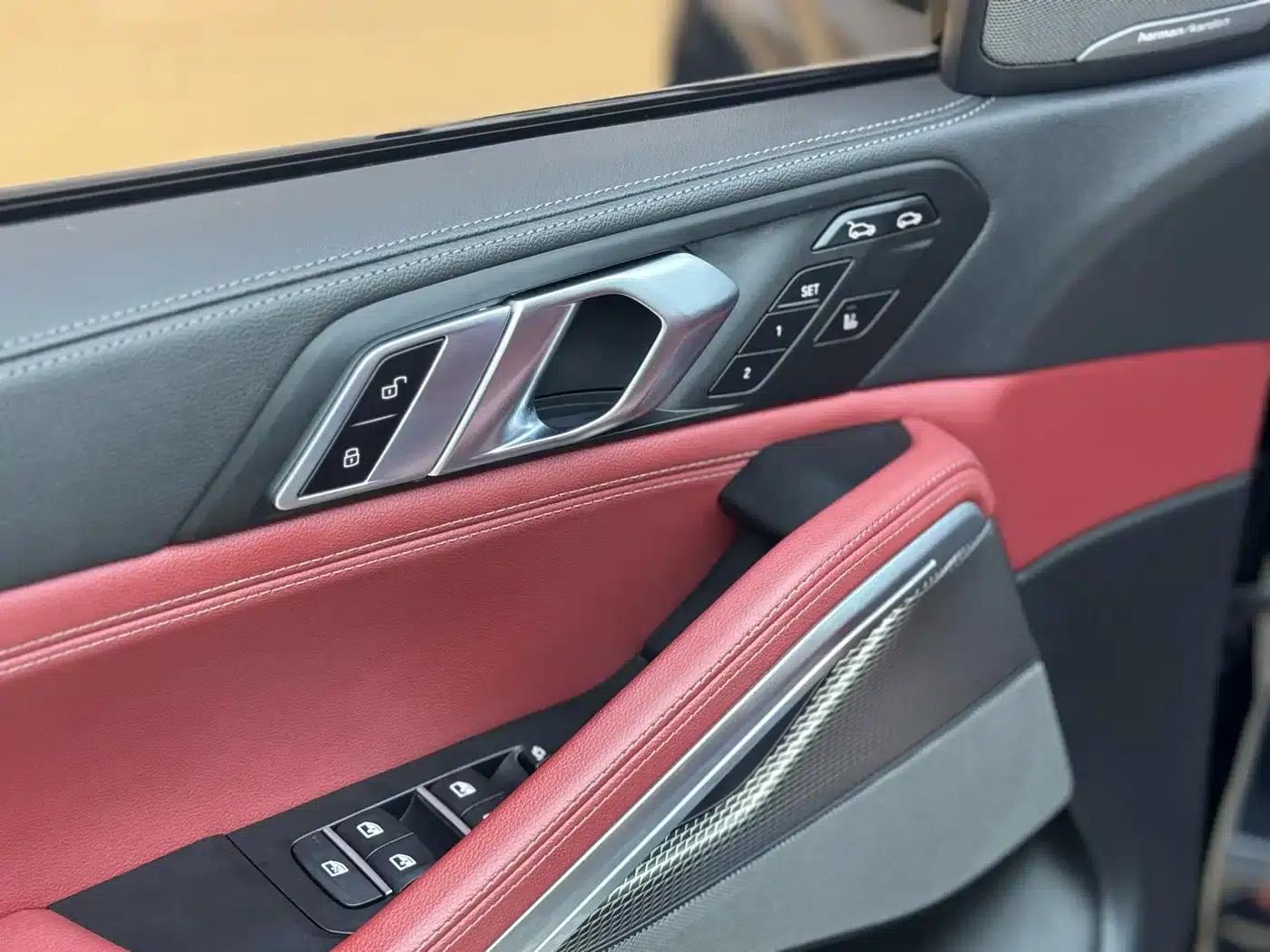 BMW X6 2022 Facelift II xDrive40i Luxury M Sport Package — миниатюра 11