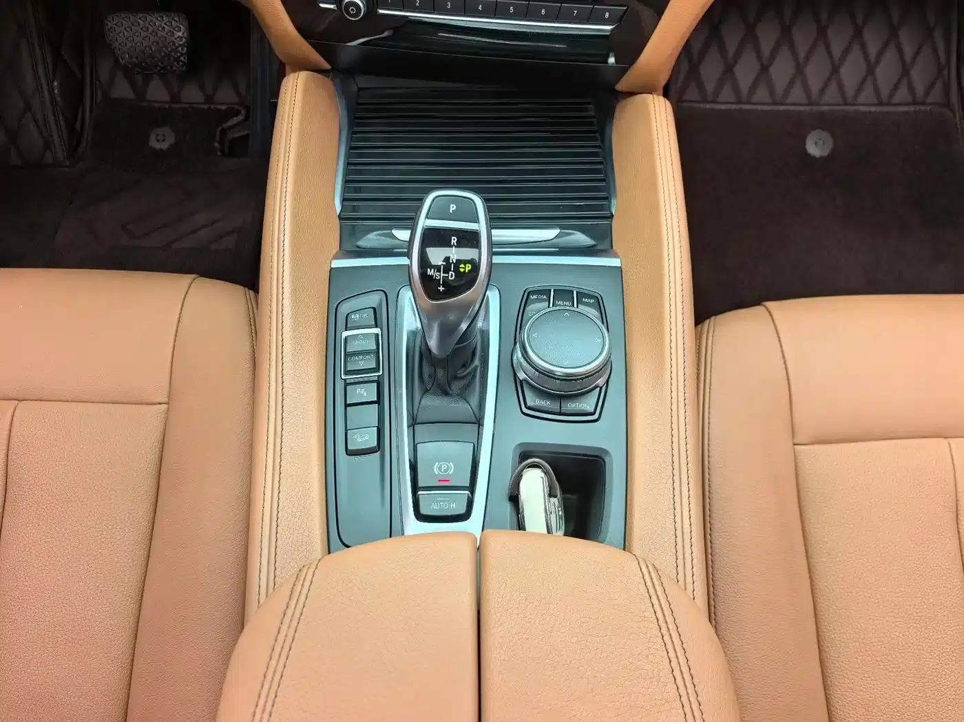 BMW X6 2017 xDrive35i Leading Edition — миниатюра 15