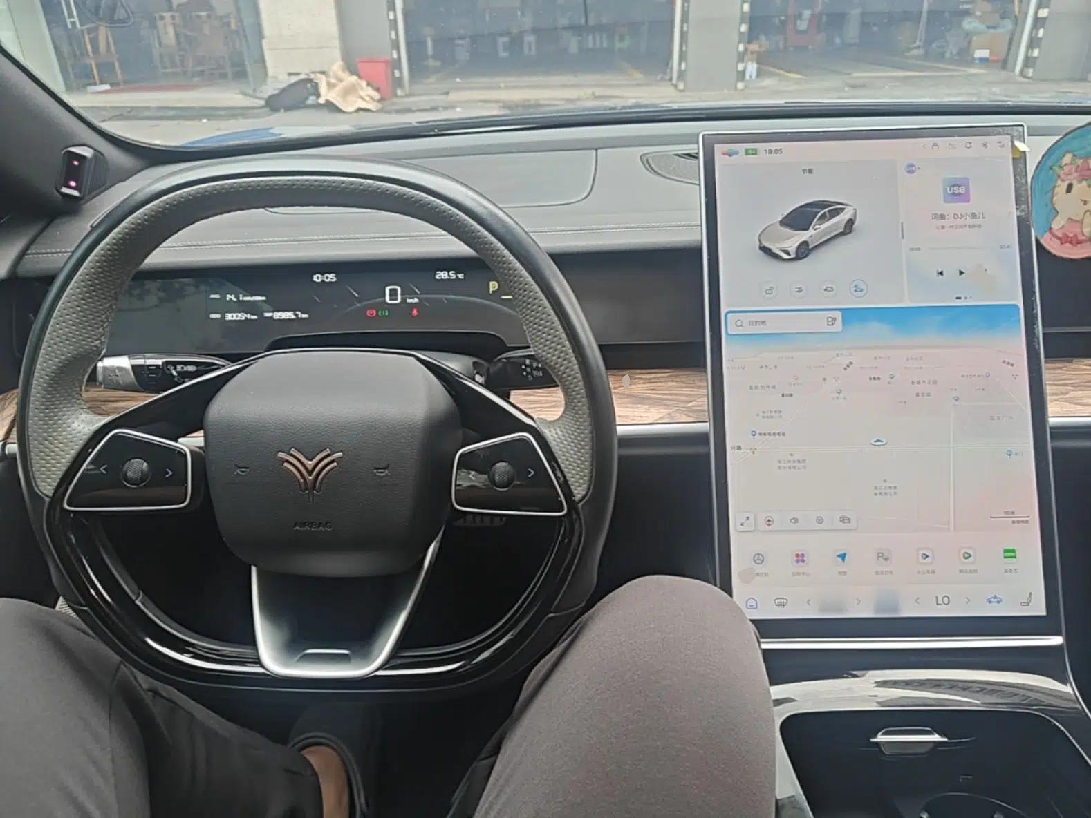 NETA S 2023 All-Electric 520 km Range Rear-Drive Version — миниатюра 12