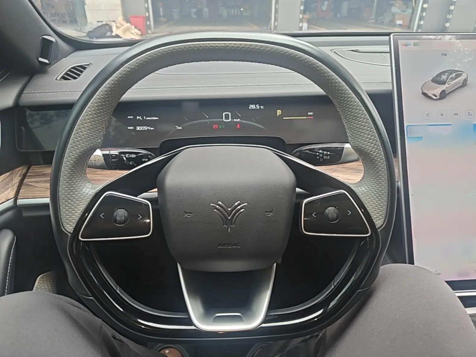NETA S 2023 All-Electric 520 km Range Rear-Drive Version — миниатюра 13