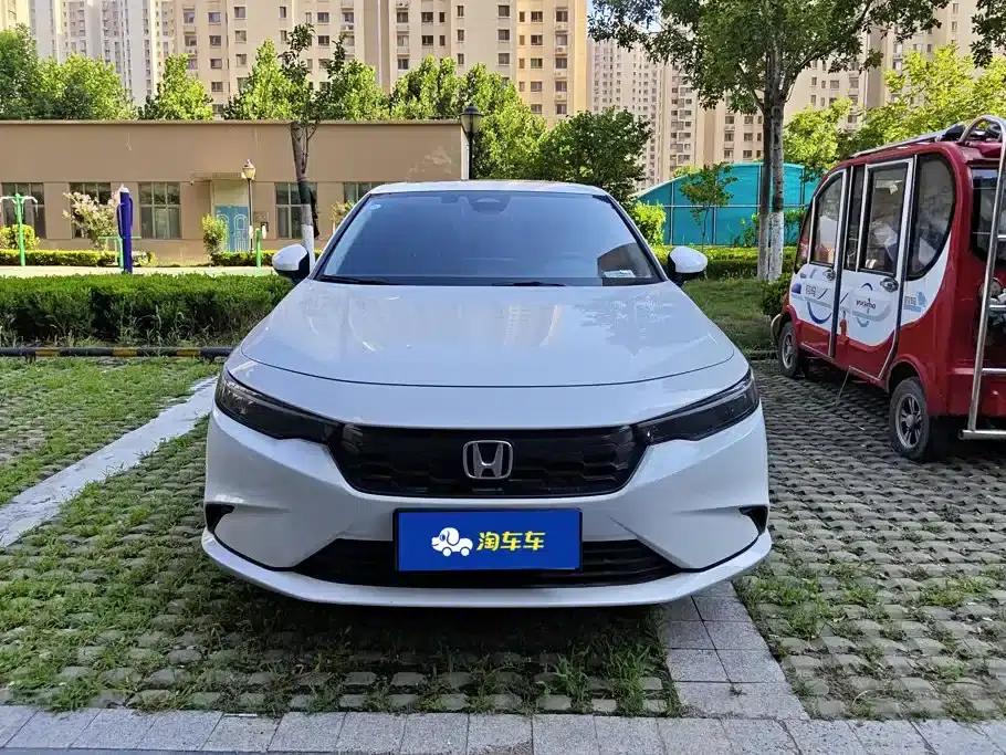 Stylish 2023 240TURBO CVT Leading Edition — миниатюра 2