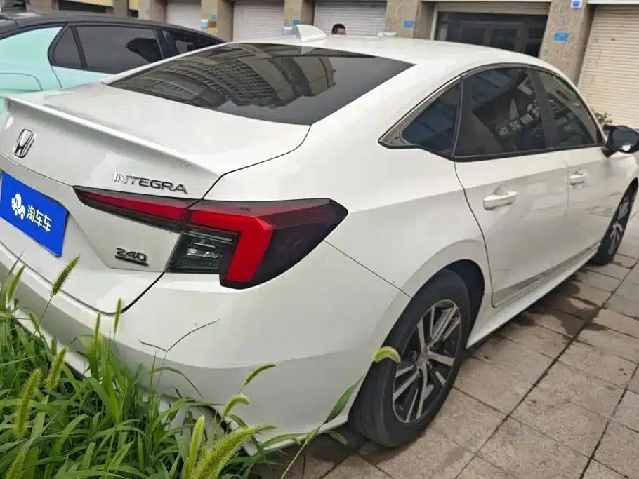 Stylish 2023 240TURBO CVT Tech Edition — миниатюра 3