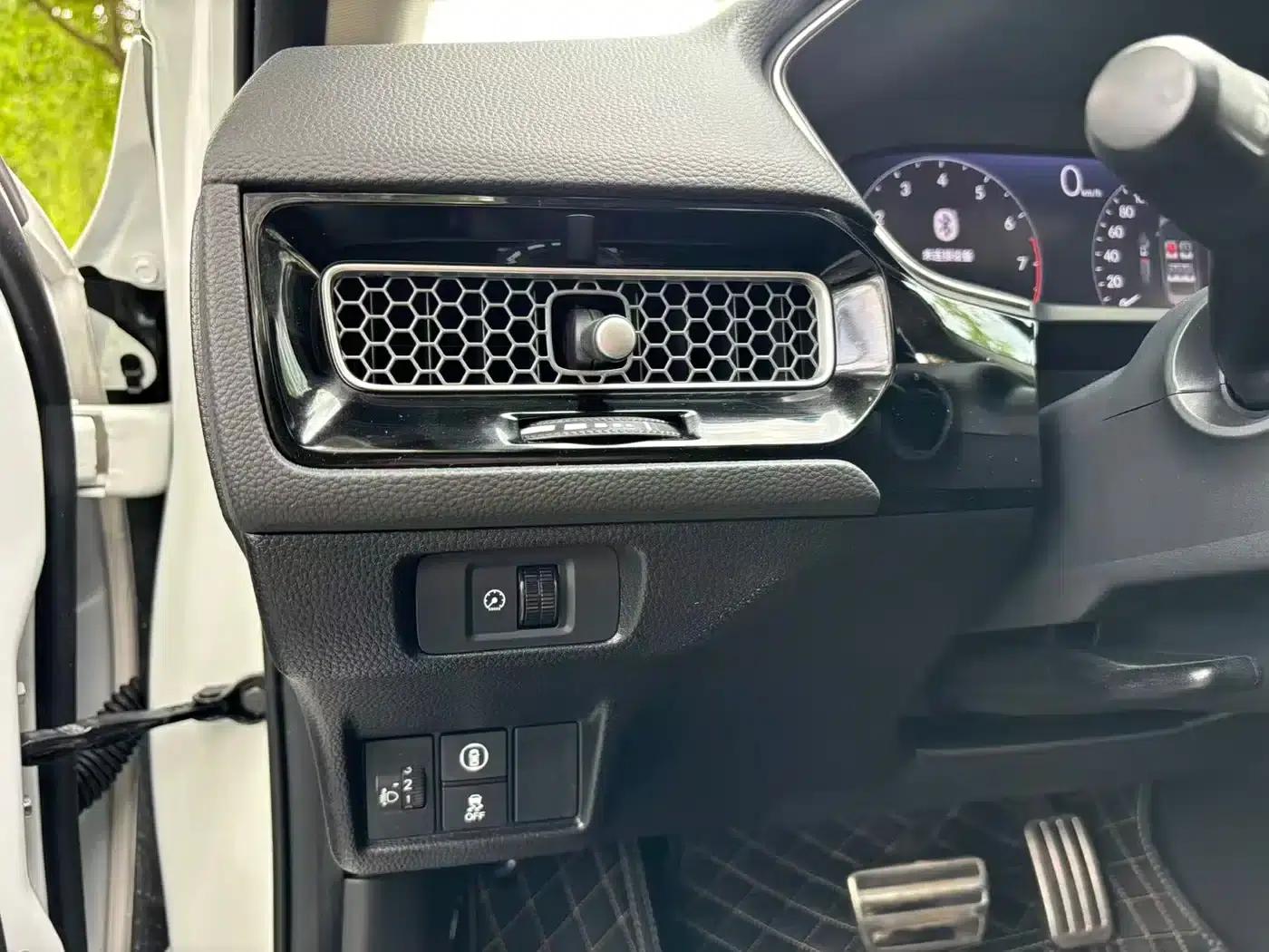 Stylish 2022 240TURBO CVT Phantom Night Luxury Edition — миниатюра 14