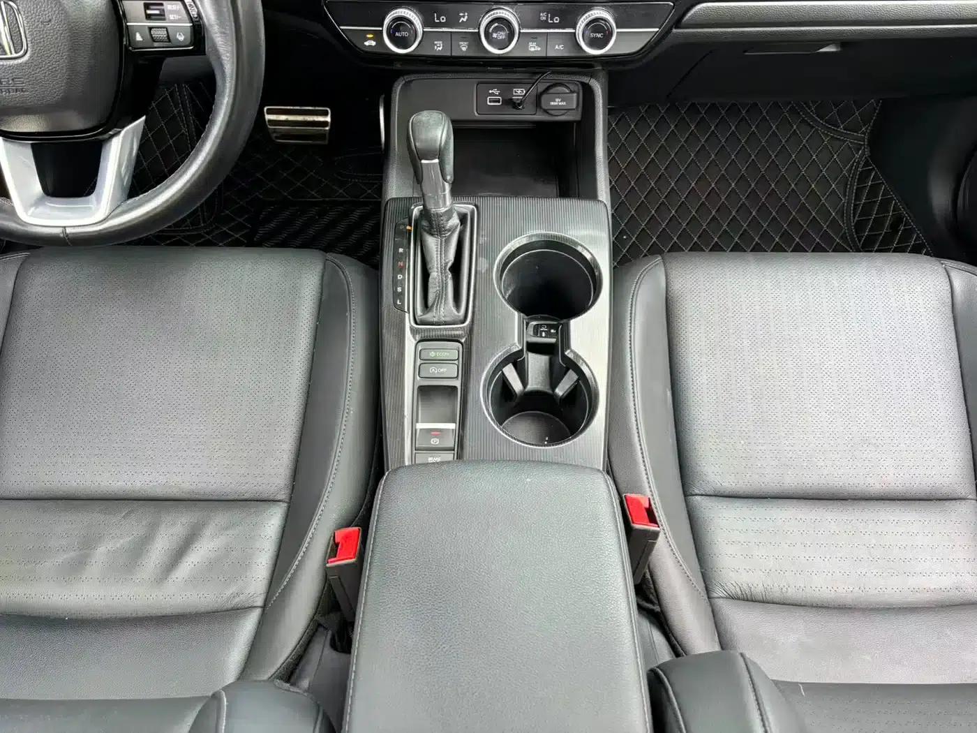Stylish 2022 240TURBO CVT Phantom Night Luxury Edition — миниатюра 17