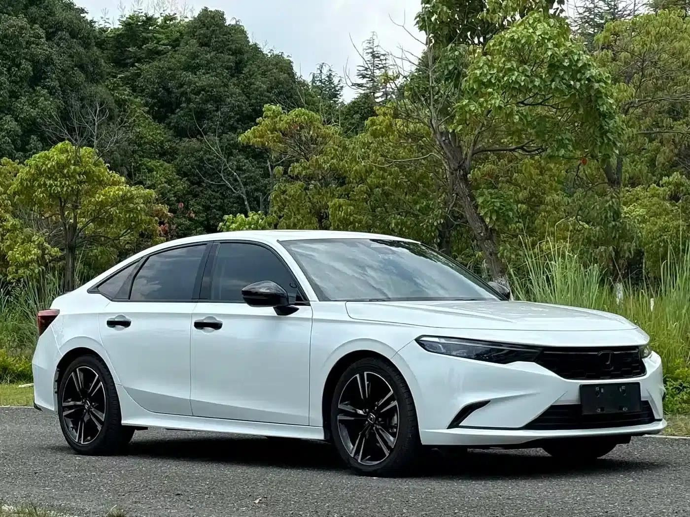 Stylish 2022 240TURBO CVT Phantom Night Luxury Edition — миниатюра 3