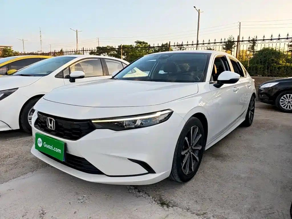 Stylish 2022 240TURBO CVT Deluxe Edition — миниатюра 1