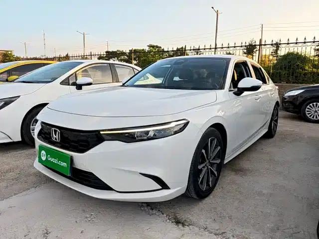 Stylish 2022 240TURBO CVT Deluxe Edition