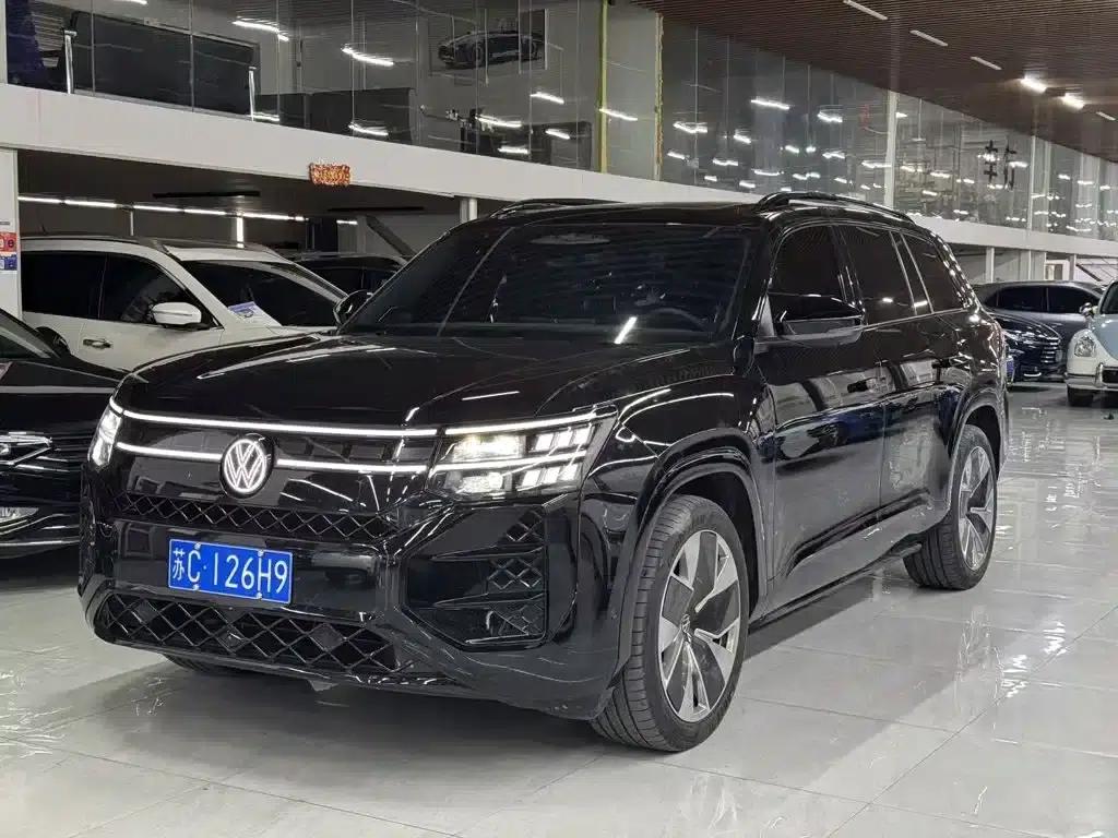 2025 Teramont Pro 450TSI 4WD Summit Edition — миниатюра 1