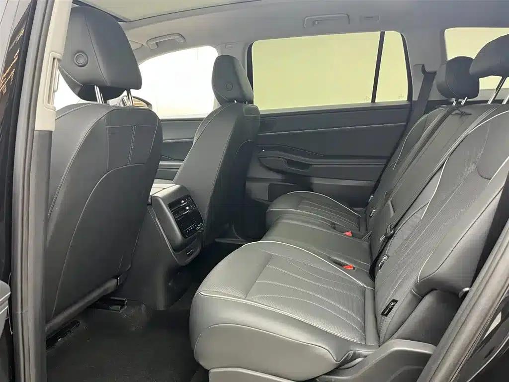 2025 Teramont Pro 450TSI 4WD Cross-Country Edition — миниатюра 7