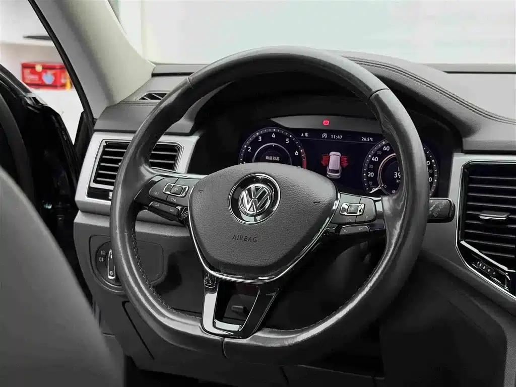 2017 Volkswagen Teramont 530 V6 AWD Supreme Flagship Edition — миниатюра 11
