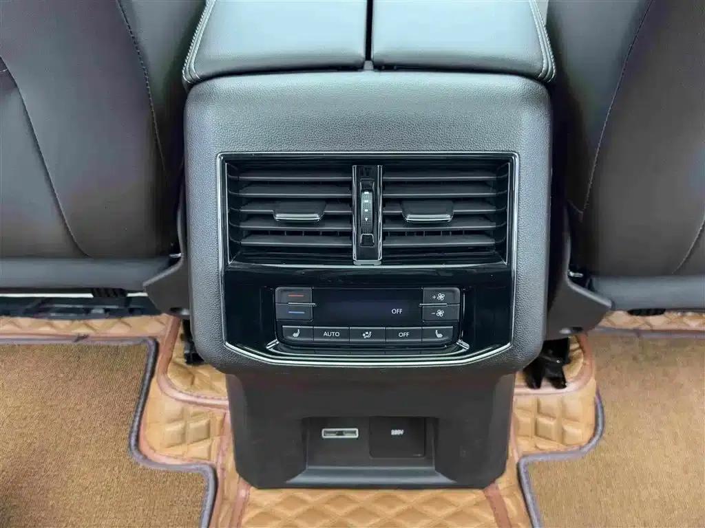 2017 Volkswagen Teramont 530 V6 AWD Supreme Flagship Edition — миниатюра 12