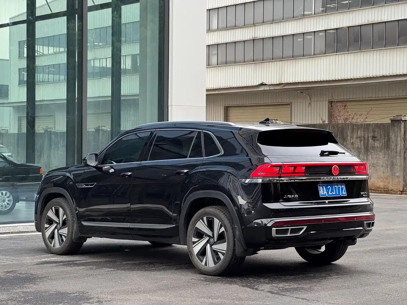 2025 Teramont X 380TSI 4WD Outstanding Edition — миниатюра 8