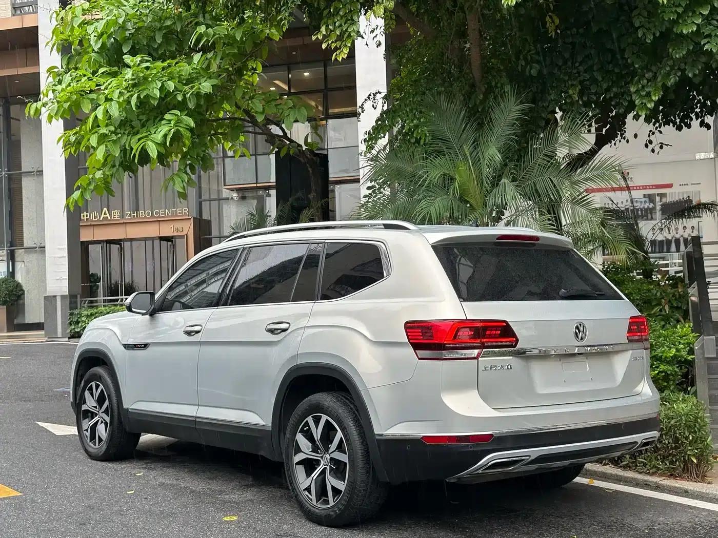 2019 Volkswagen Teramont 380TSI 4WD Luxury Edition (China VI Emission Standard) — миниатюра 3