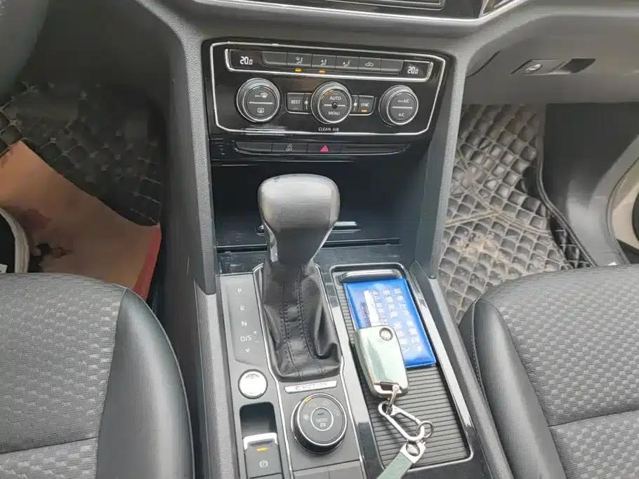 2017 Volkswagen Teramont 380TSI 4WD Comfort Edition — миниатюра 16