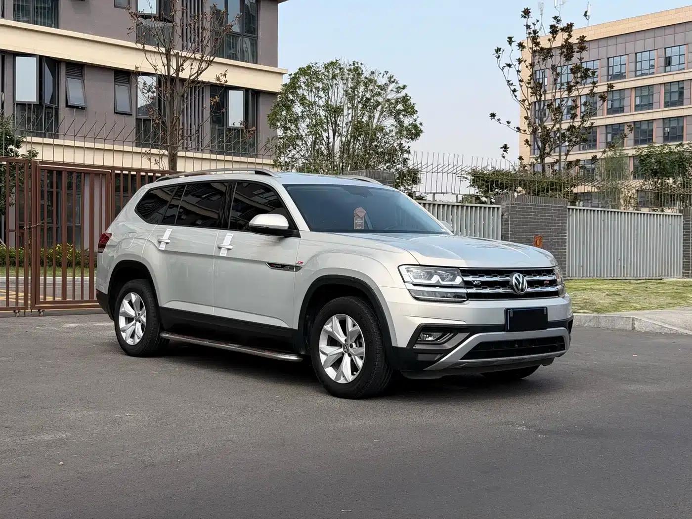 2019 Volkswagen Teramont 380TSI 4WD Comfort Edition (China VI Emission Standard) — миниатюра 3