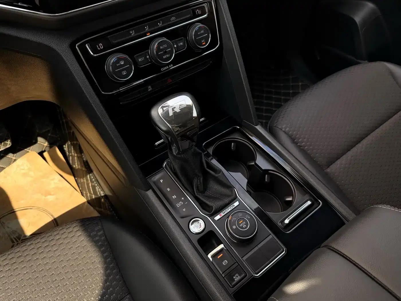 2019 Volkswagen Teramont 380TSI 4WD Comfort Edition (China VI Emission Standard) — миниатюра 8