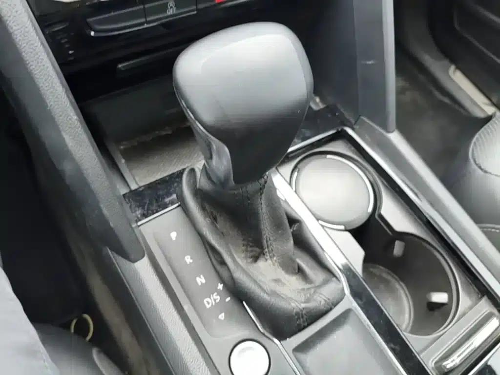2019 Volkswagen Teramont 330TSI 2WD Luxury Edition (China VI Emission Standard) — миниатюра 14